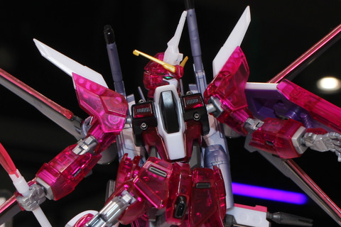 特別企画】クリアピンクが鮮やかな限定アイテム「HG 1/144