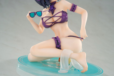 アズールレーン」のチェシャーが水着衣装「デーティングサマー