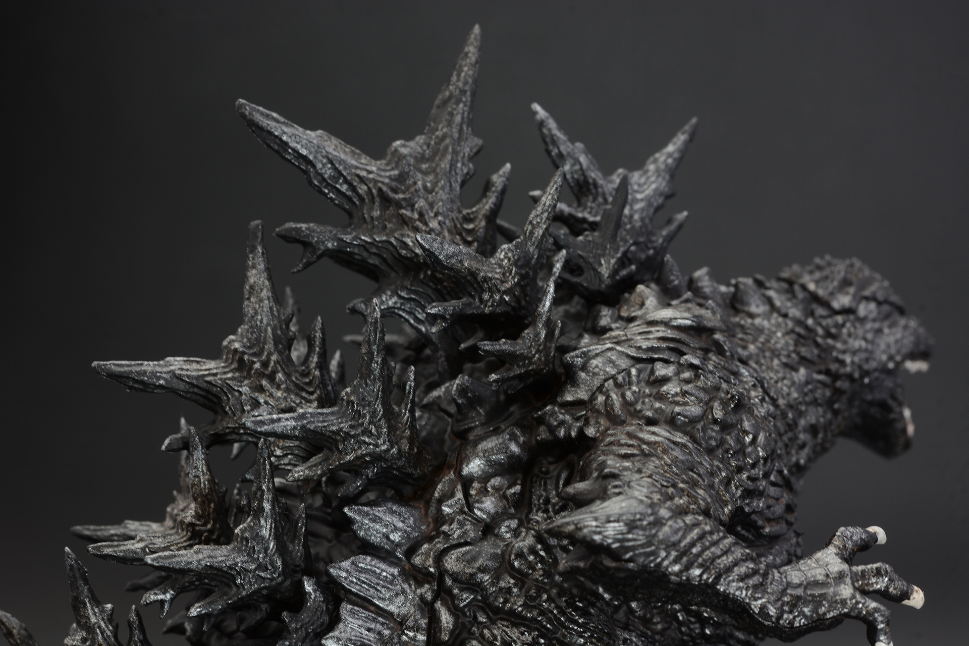 ゴジラ (2023)を象徴するといえる背鰭