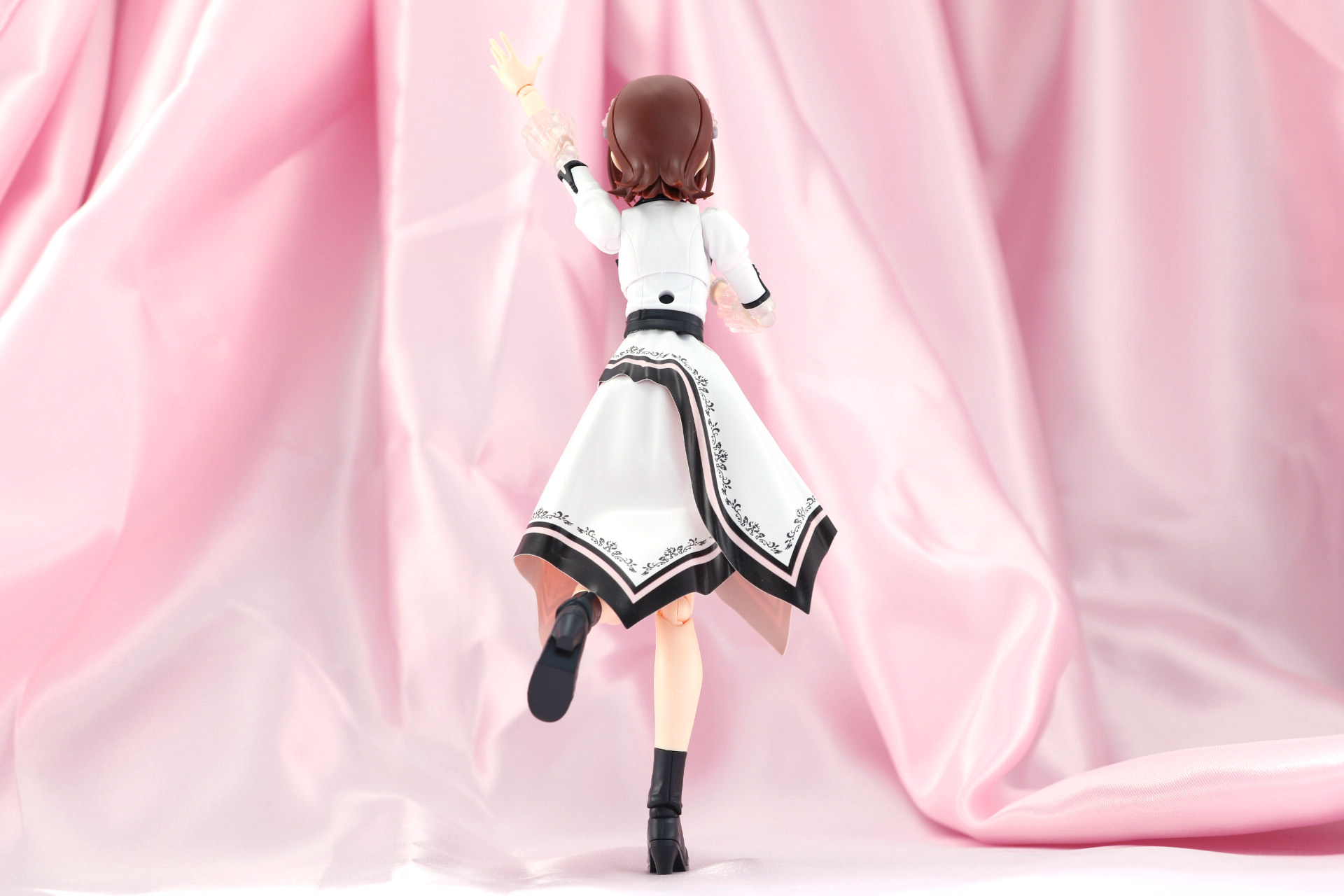 「後ろの人もちゃんと見えてるからねー！」