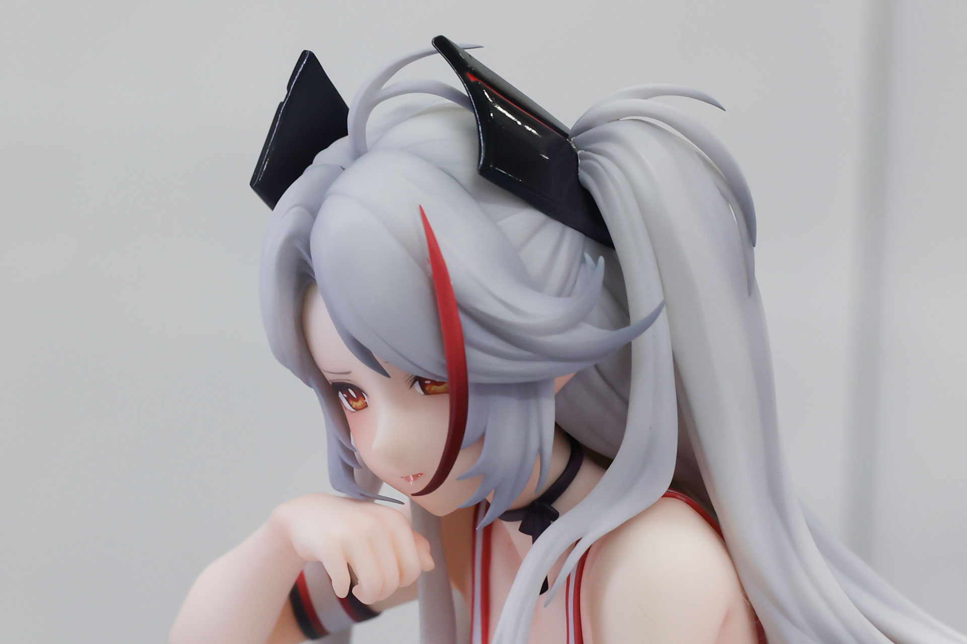 髪のポイントカラーは左側に入れられている
