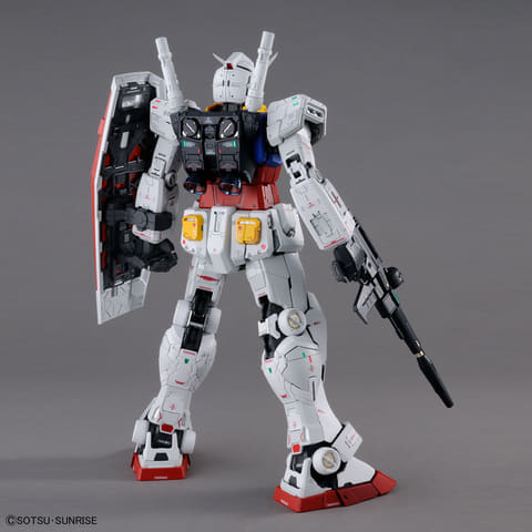 ガンプラ「PG UNLEASHED 1/60 RX-78-2 ガンダム」再販分が