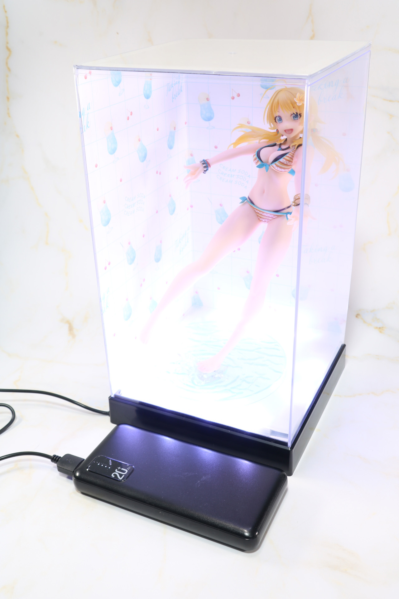 LEDはモバイルバッテリーからの給電ができる