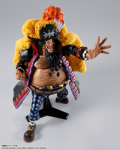 SHFiguarts　マーシャル・D・ティーチ フィギュア Amazon.co.jp: TAMASHII NATIONS S.H.フィギュアーツ ONE PIECE