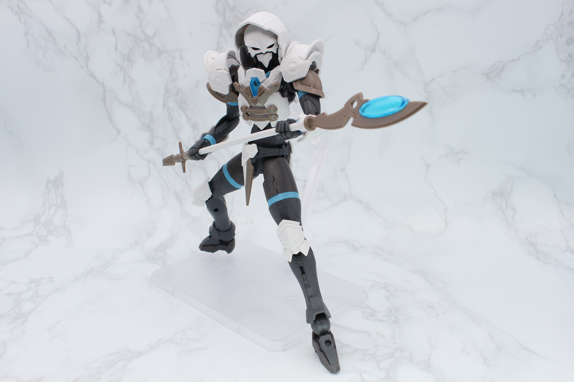 「30MF リーベルウィザード」。7月19日発売。価格は2,200円。本稿の画像では別売りの「アクションベース7」を一部使用している