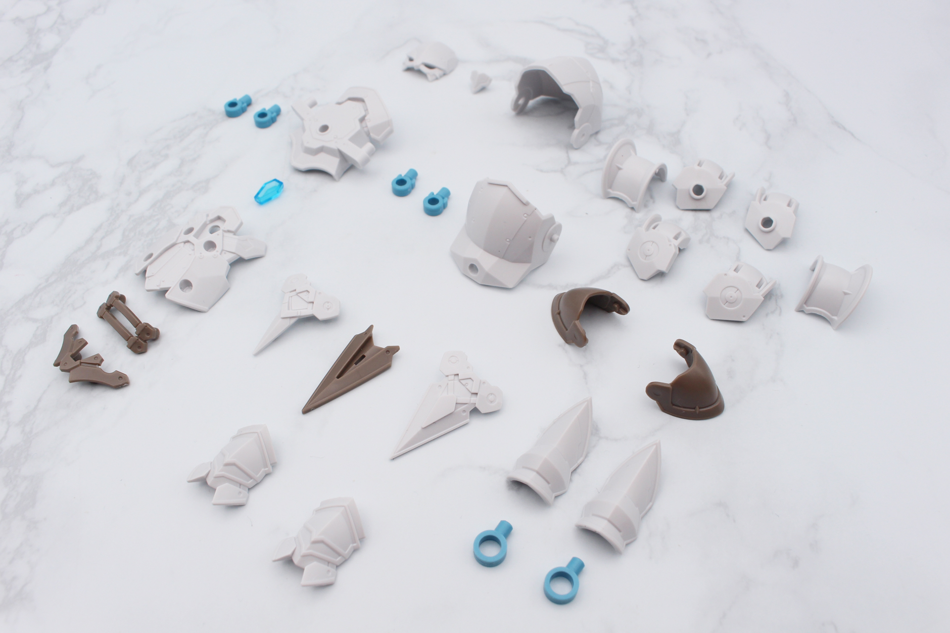 武器を除いたアーマークロス用のパーツ群