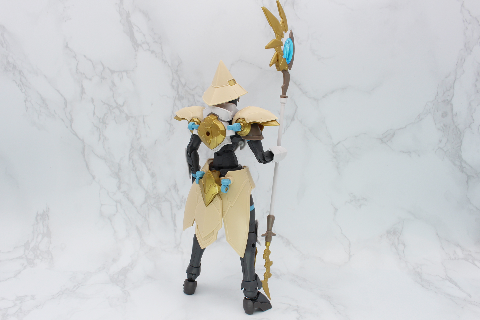 魔杖を持たせればリーベルソーサラーが完成