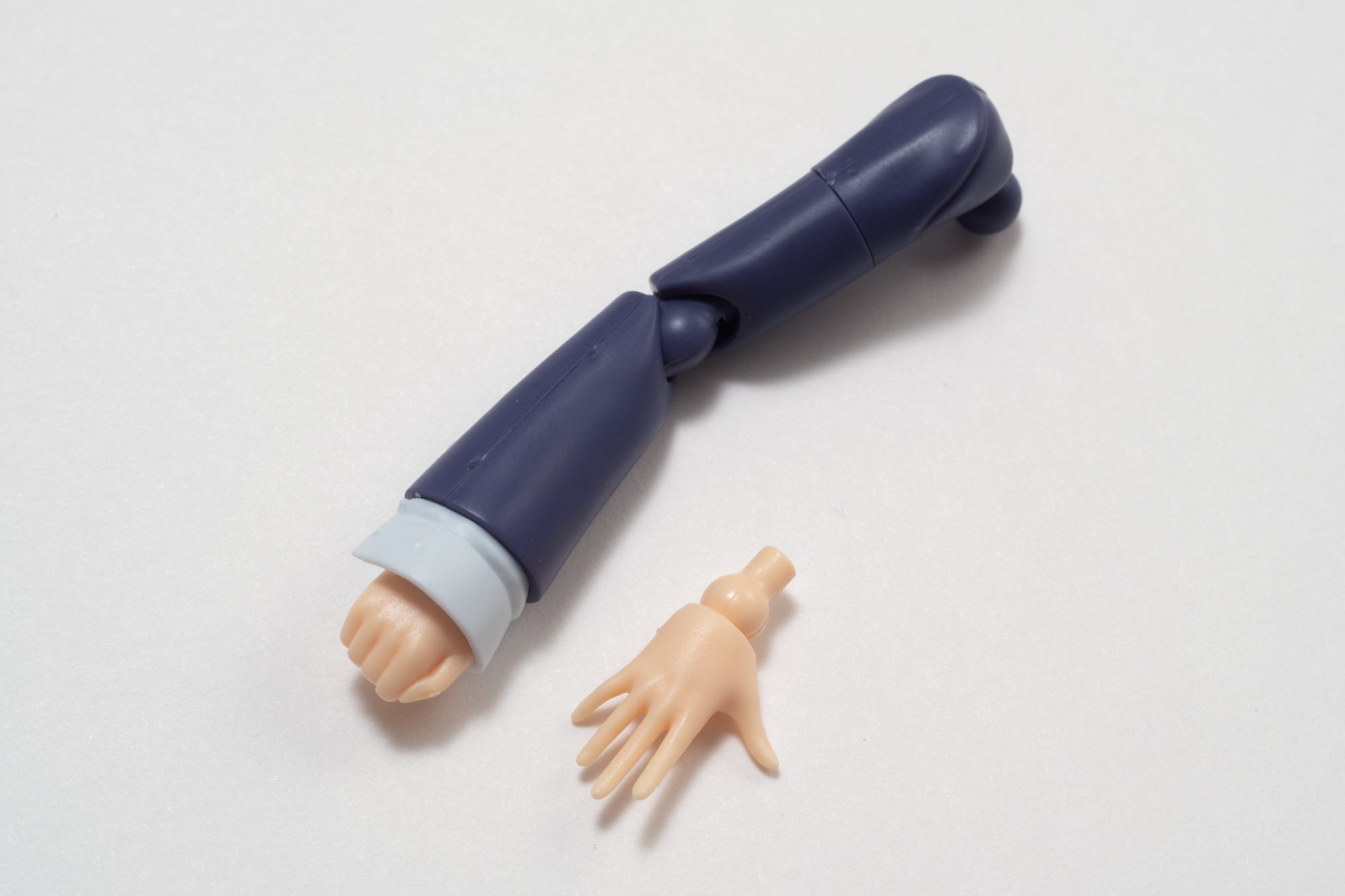 袖の隠れ具合も絶妙だ。
