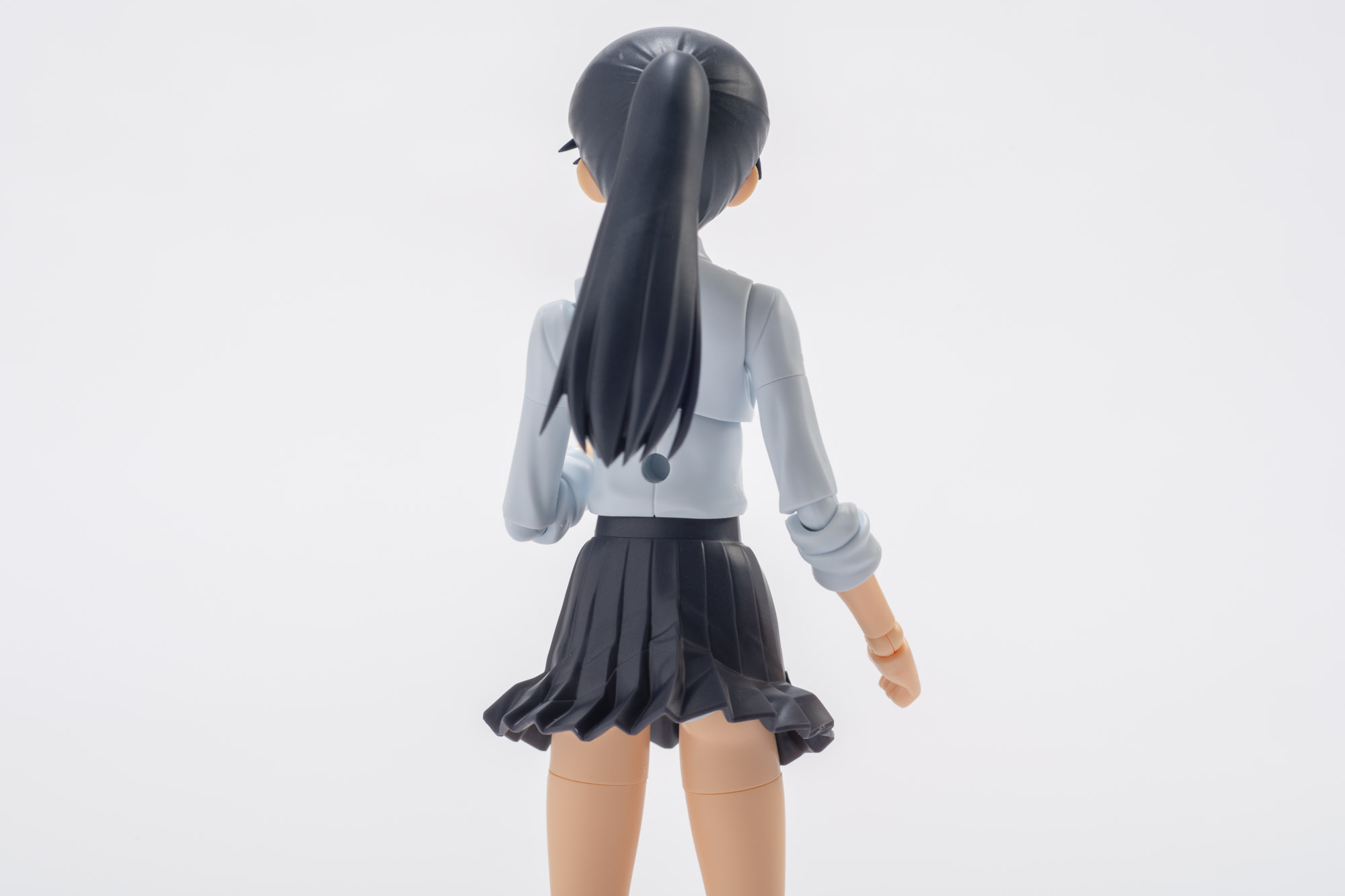 こちらも後ろにアクションベース用の穴が空いている。