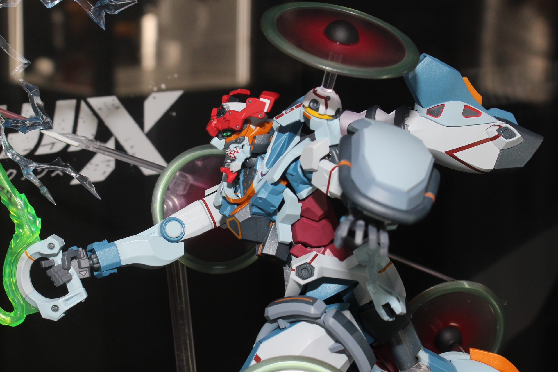 「METAL ROBOT魂 ＜SIDE MS＞ GQuuuuuuX」の開口した頭部。最終話のシーンを再現