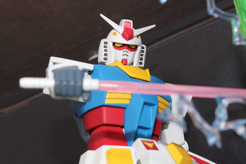 特別企画】「METAL ROBOT魂 ＜SIDE MS＞」にGQ版ガンダム登場