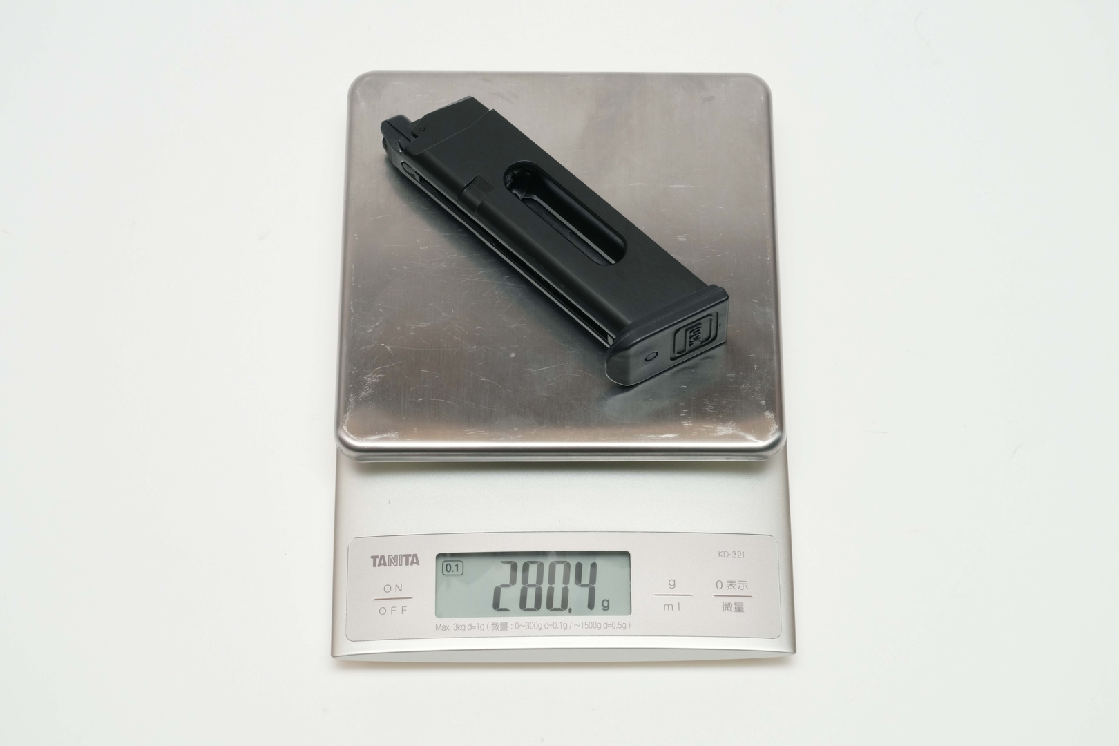 付属の「GLOCK G17 CO2マガジン」の実測重量は280.4g