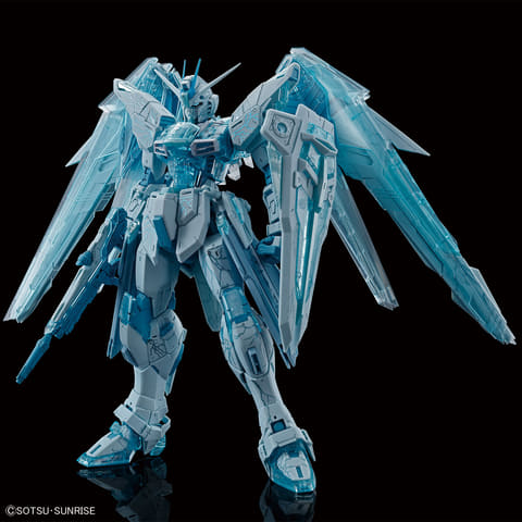 ガンダムベースにて限定カラーの「MG 1/100 フリーダムガンダム