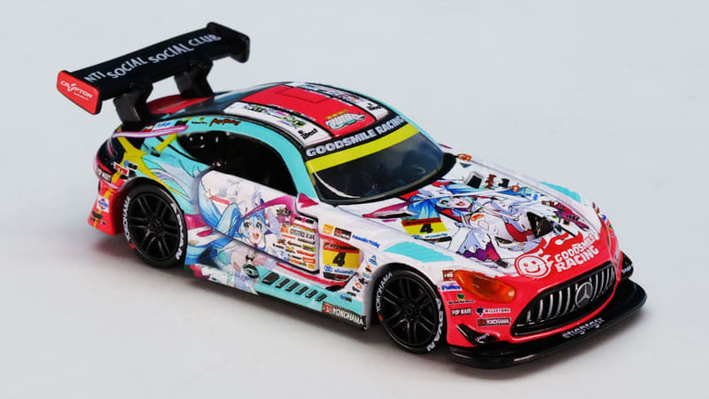 全体をレーシングミクが覆いつくすメルセデス AMG GT3！