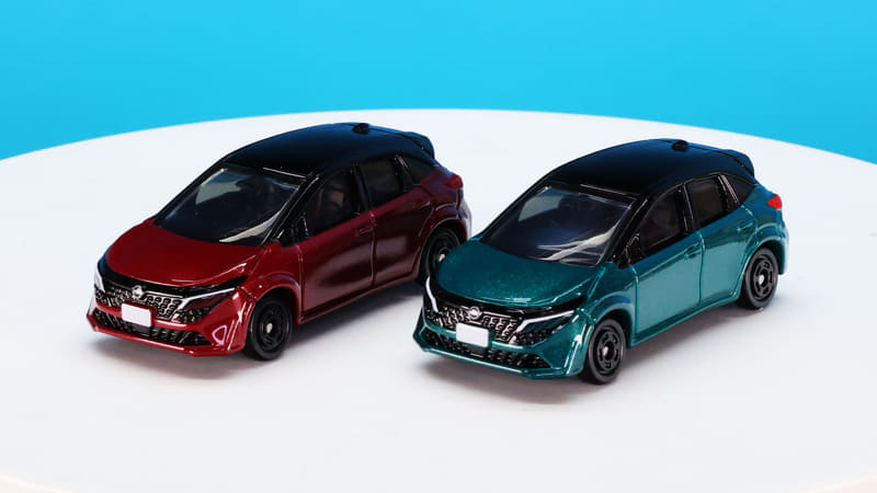 手の中にすっと収まる手触り感が楽しく、触っただけでそのクルマのキャラクターがわかります