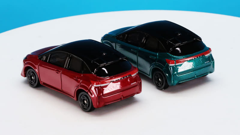 どこかの駐車場でみかけたらはっとするカラーリングですね