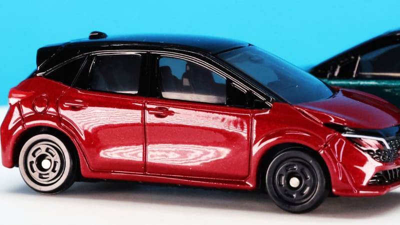 レッド華やか！