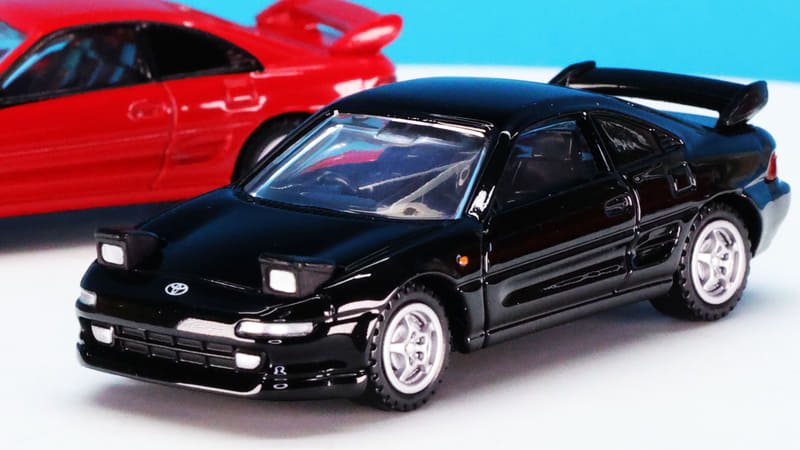 リトラクタブルライトが開いてお目目ぱっちり