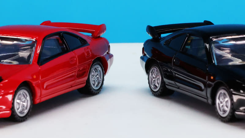 ドア下部のエアーインテイクスリットもシャープに表現されています