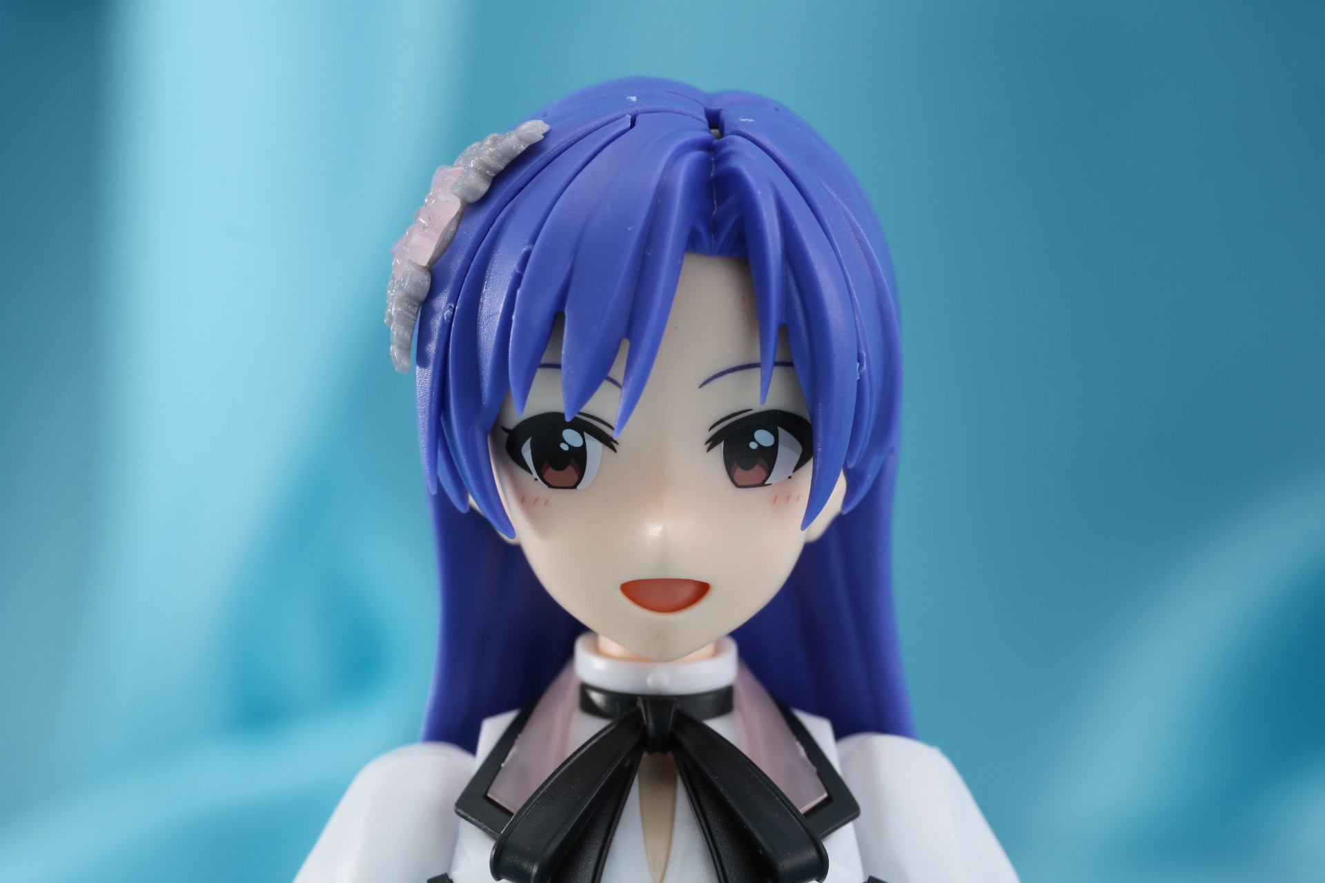 流し目の笑顔パーツ