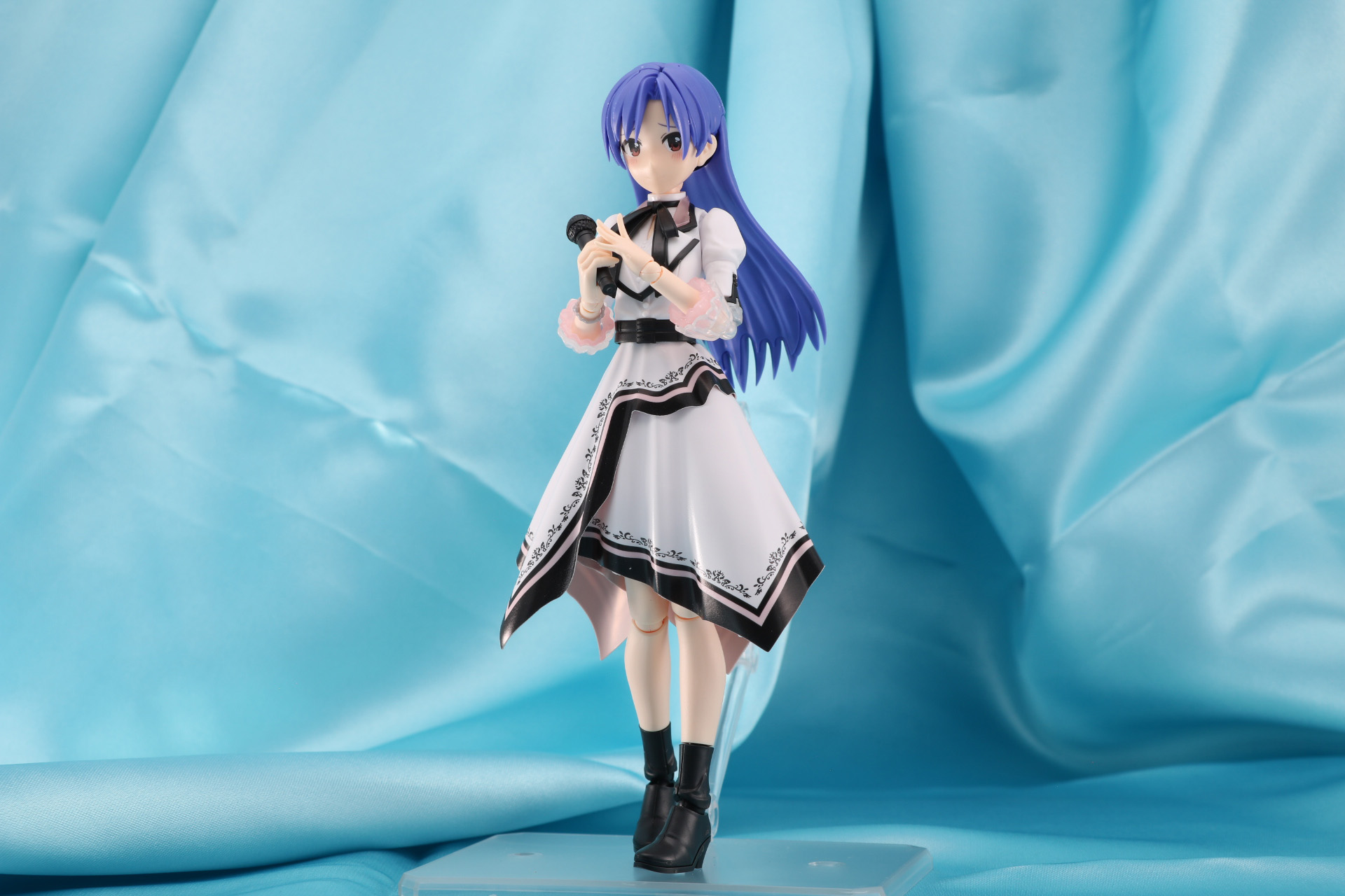 アニメ「アイドルマスター」第20話の名シーンをイメージしたポーズ