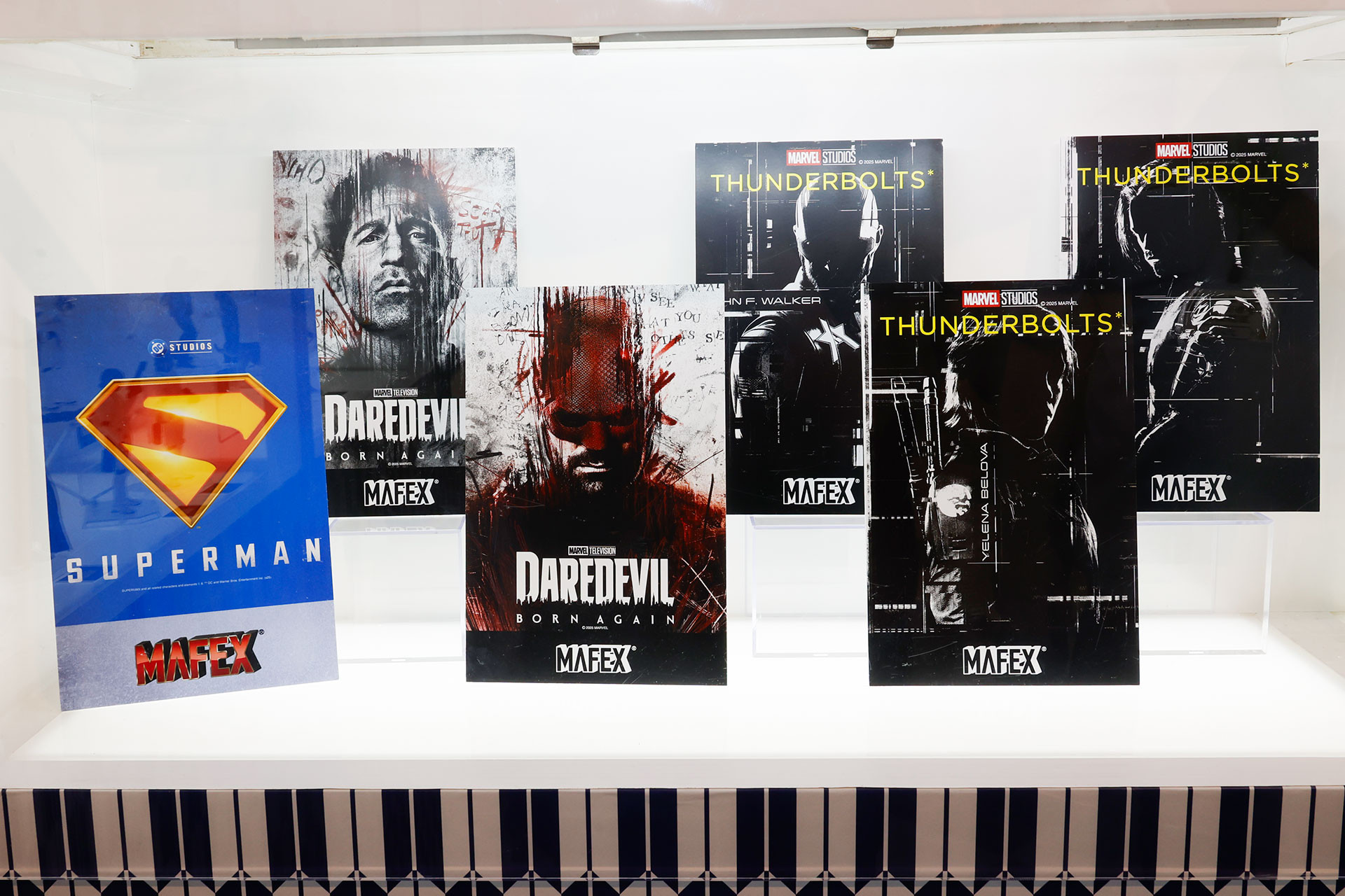 新作の予告パネル。「サンダーボルツ*」からはエレーナ・ベロワとジョン・ウォーカー、ウィンター・ソルジャーが製品化