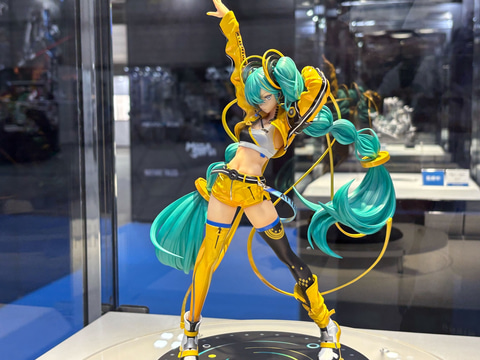 初音ミク フィギュアセット 17体 17周年Ver.など3種の初音ミク新作フィギュアが海洋堂ブースにて