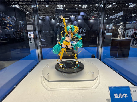 初音ミク フィギュアセット 17体 17周年Ver.など3種の初音ミク新作フィギュアが海洋堂ブースにて