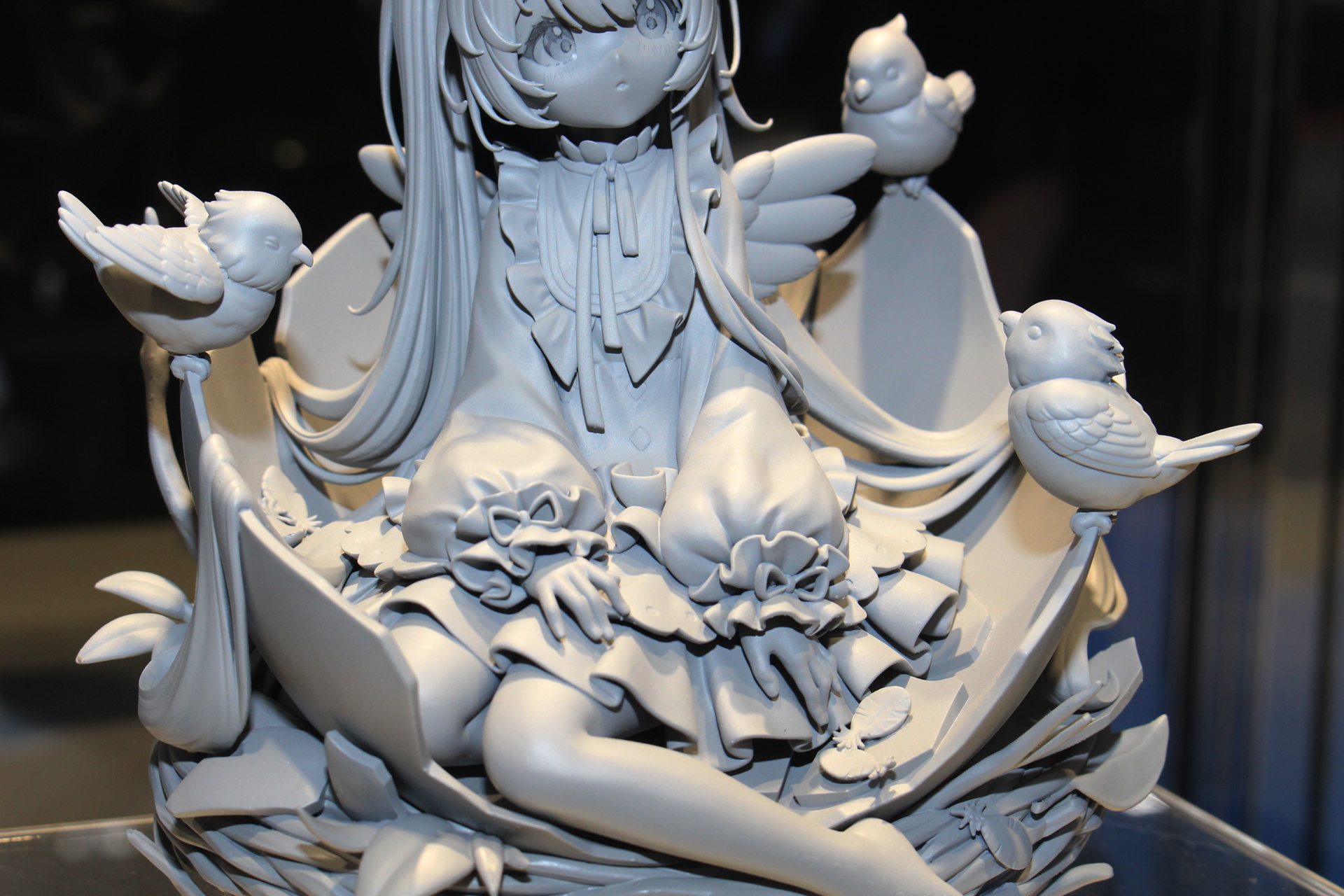 「初音ミク 小鳥Ver.」。発売日、価格未定。原型制作は村井太郎氏