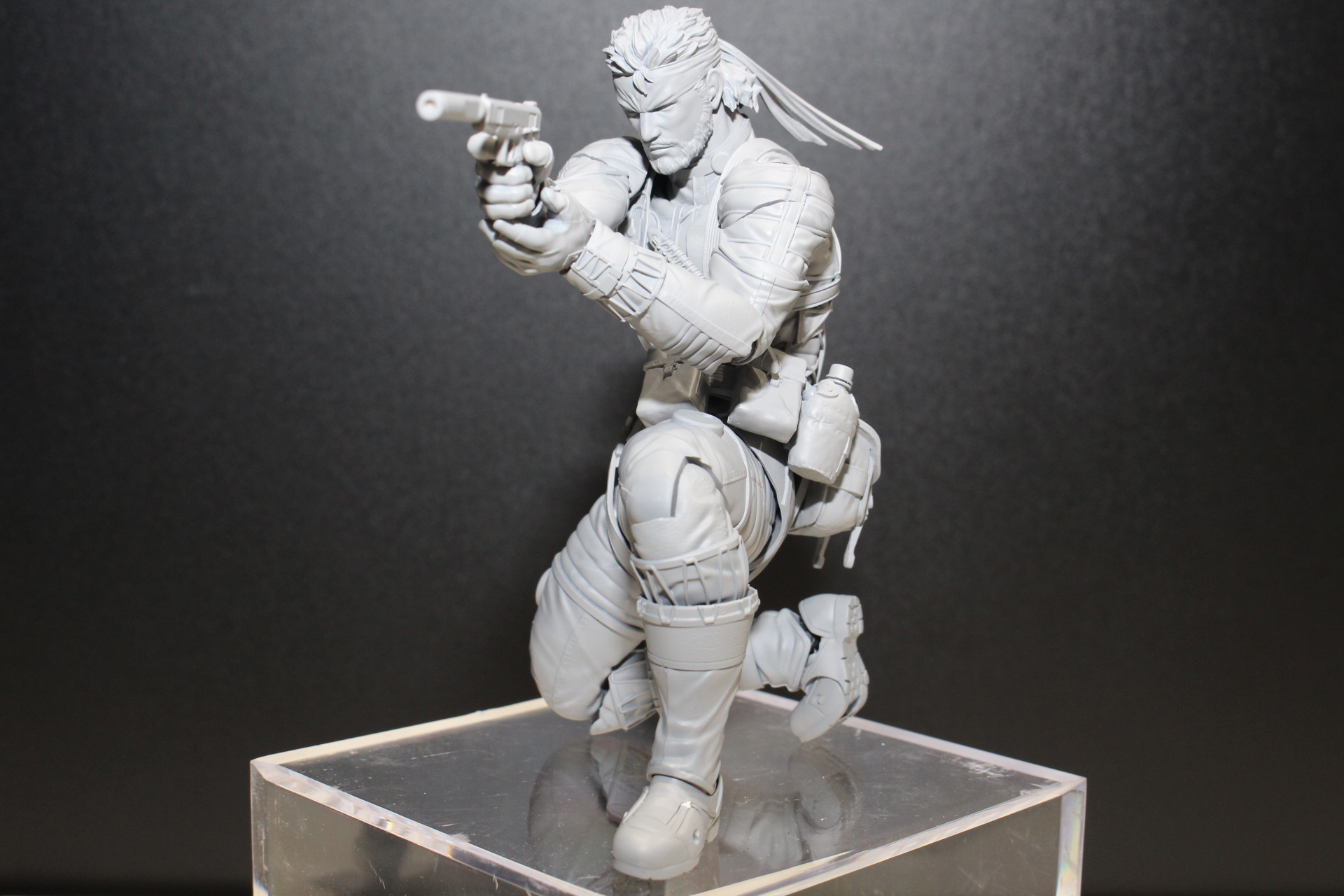 「リボルテック ネイキッド・スネーク」