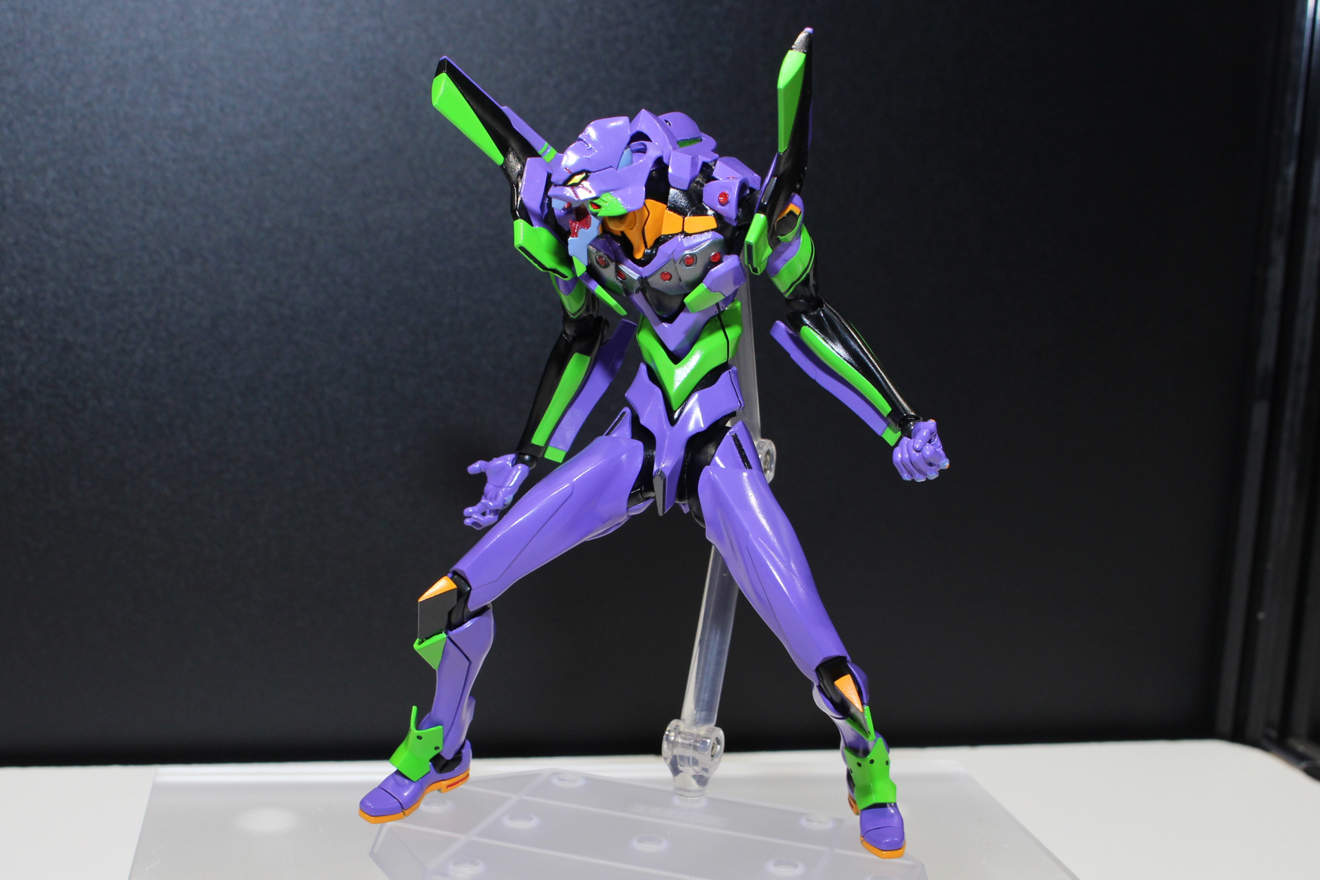 「リボルテック エヴァンゲリオン初号機」