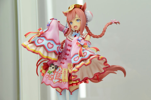 UMAさん専用 ニューバランス、4者コラボの「580」誕生！東京ストリートシーン