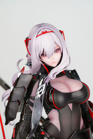 【PSA10】紅蓮：ブラックシャドウ 勝利の女神：NIKKE』紅蓮：ブラックシャドウが1/4スケールの大