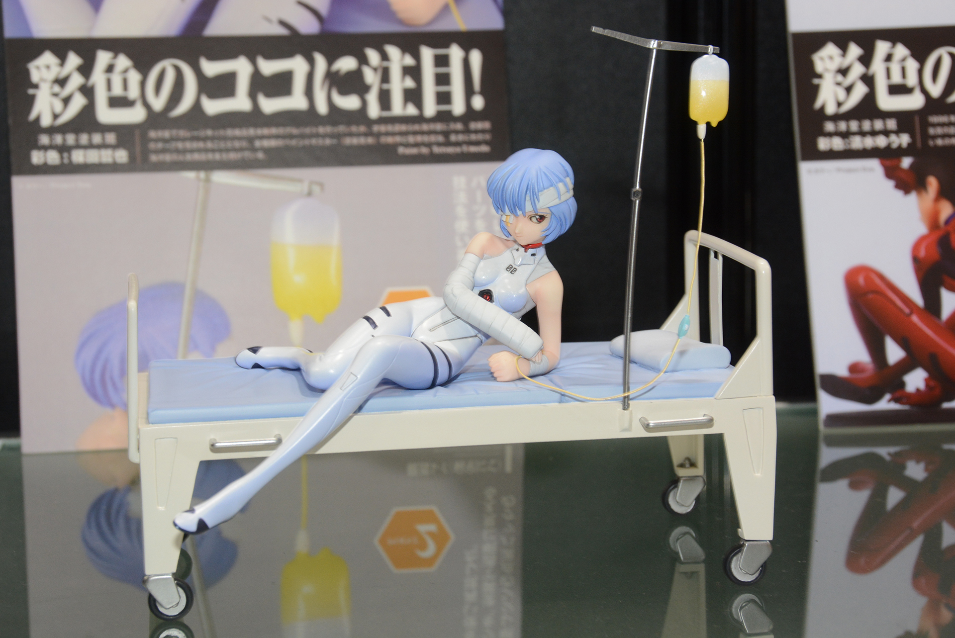 史上初のエヴァのガレージキットとなった「綾波レイ(病室にて)」。原型は寺岡邦明氏