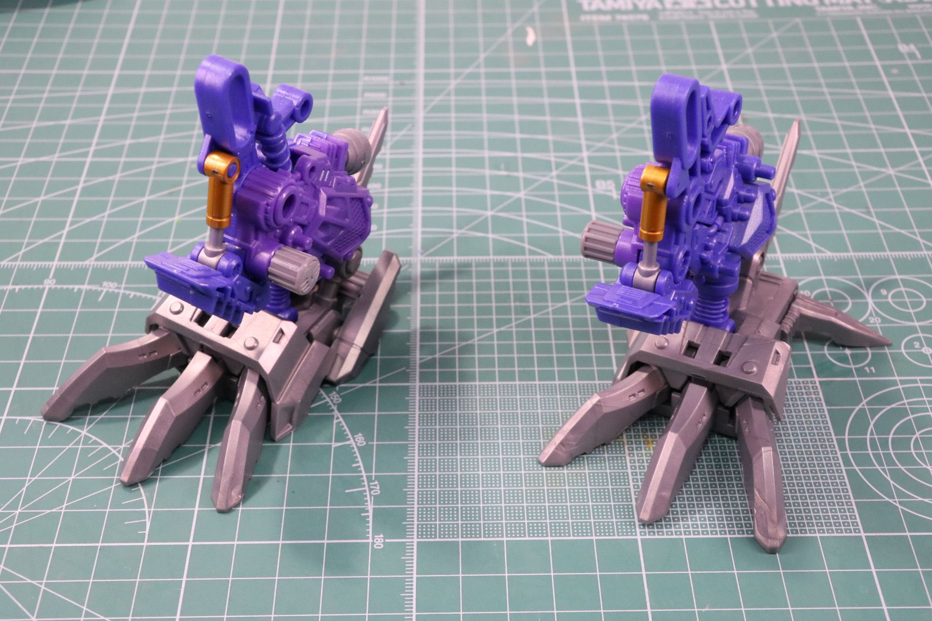 脚部の組み立て