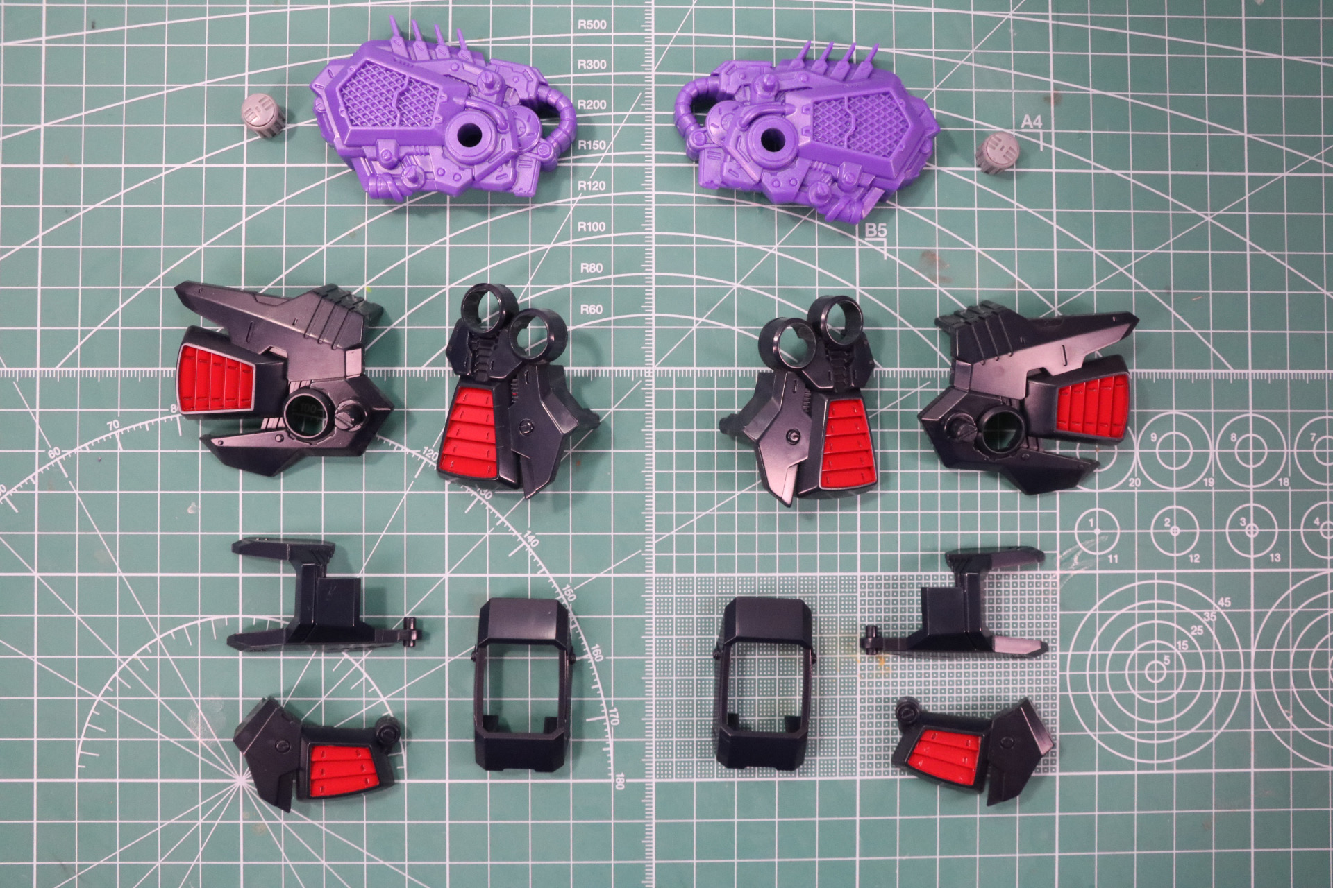 脚部アーマー装着