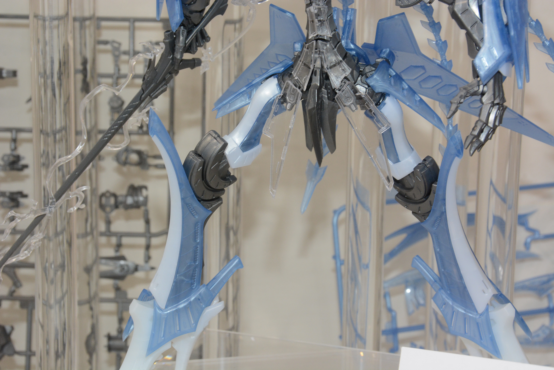 股関節や膝構造のデザインと強度の両立にも力が入っている