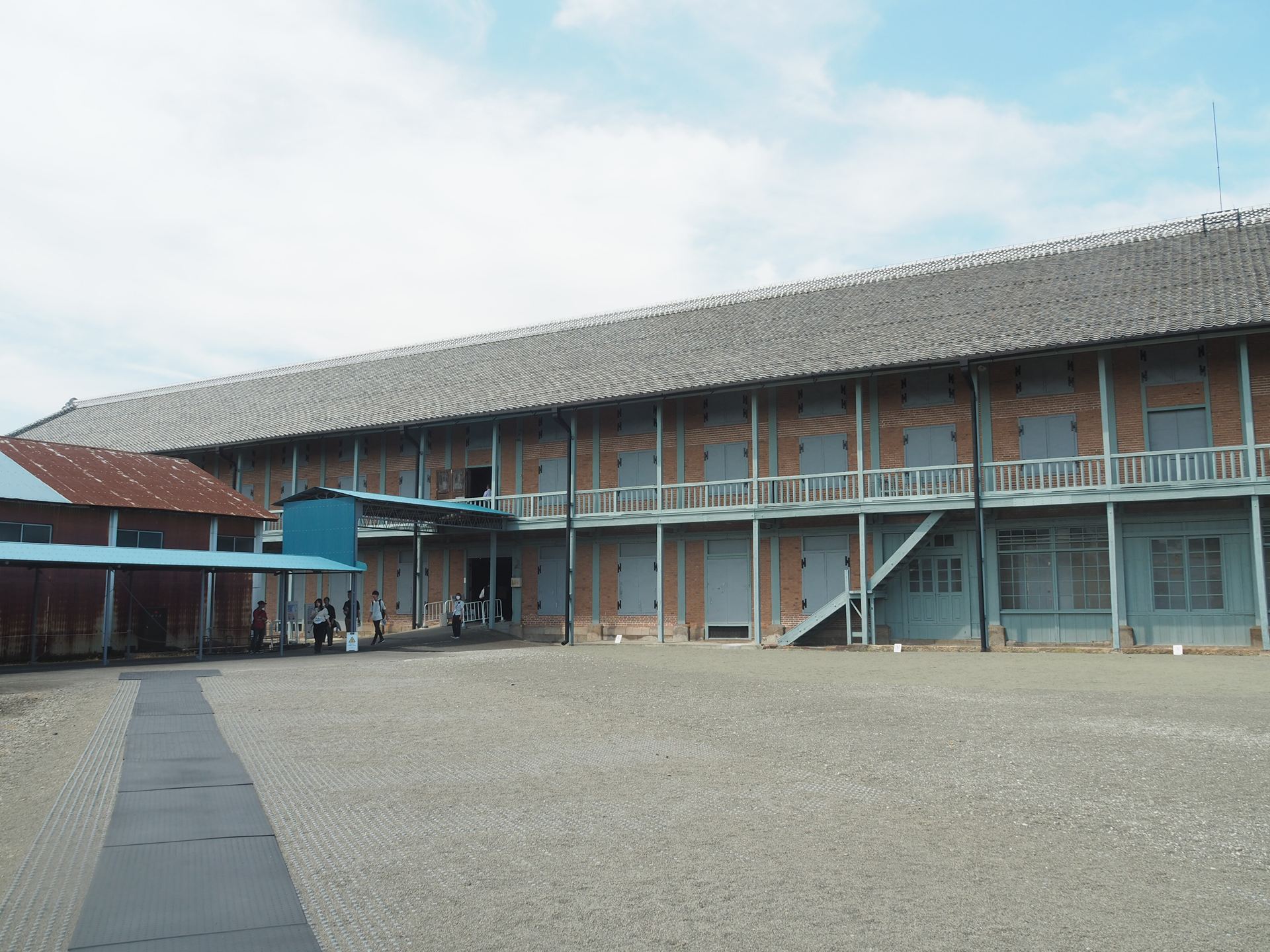 蚕蟲祭のメイン会場がある西置繭所