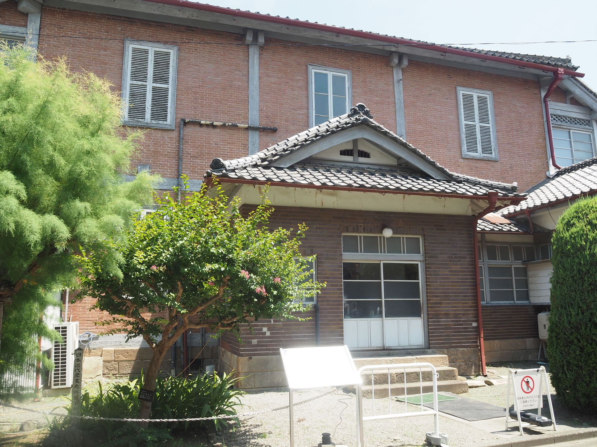 フランス人用宿舎として建てられた女工館