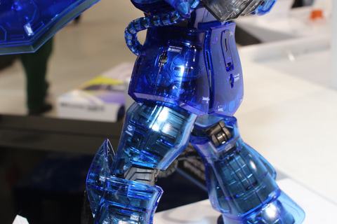 特別企画】「MG 1/100 グフ Ver.2.0 [クリアカラー]」発売！ ツートン