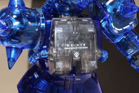特別企画】「MG 1/100 グフ Ver.2.0 [クリアカラー]」発売！ ツートン