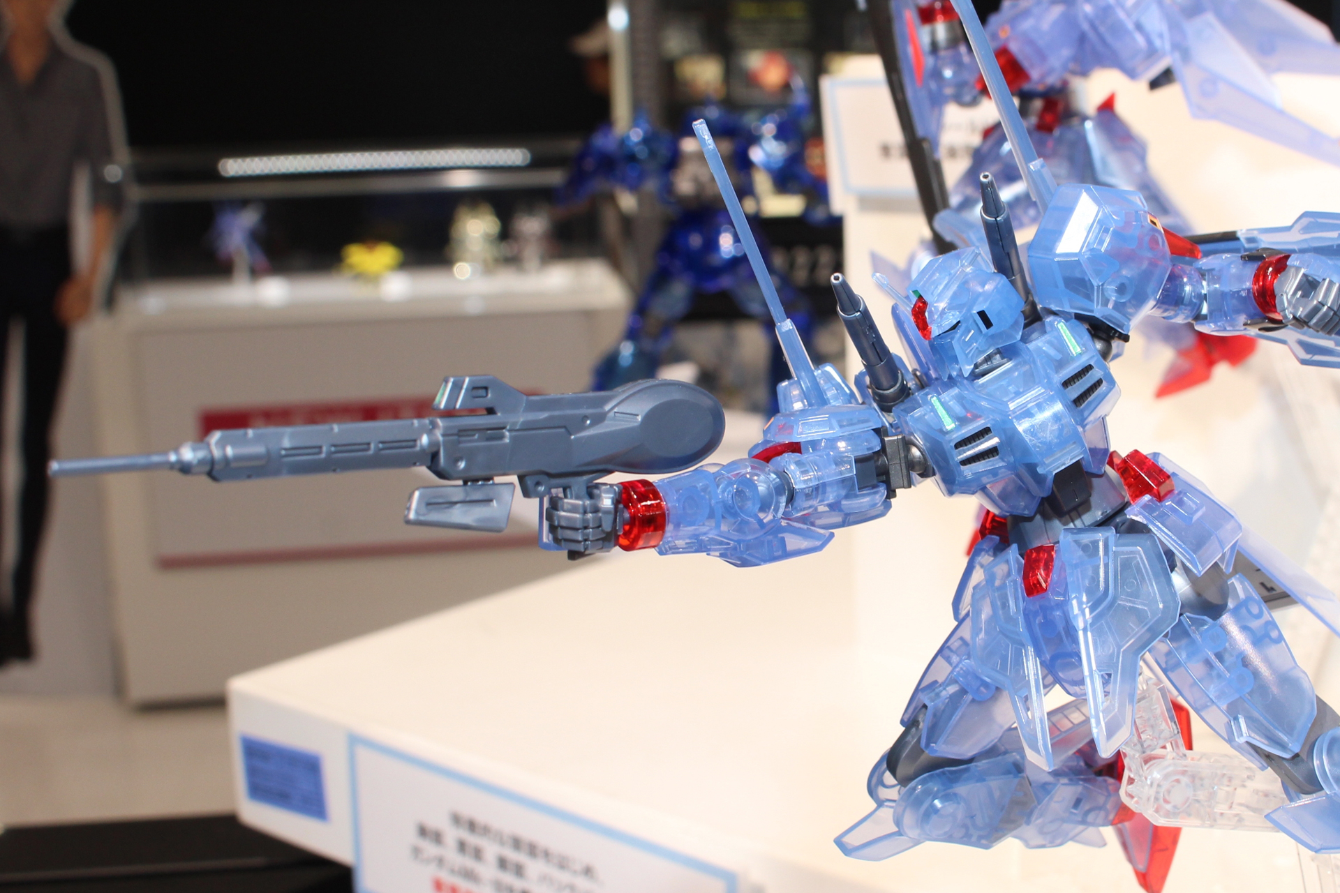 ビーム・ライフルは2種類を用意