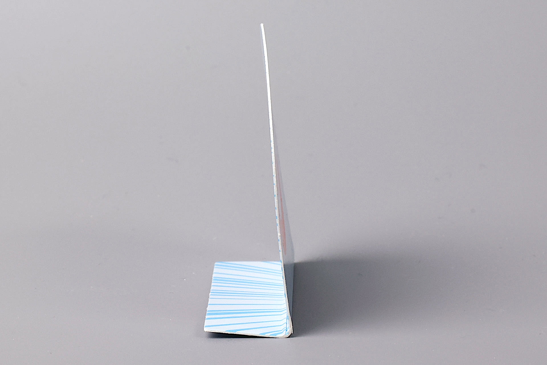 倒しやすい向きで並べておこう