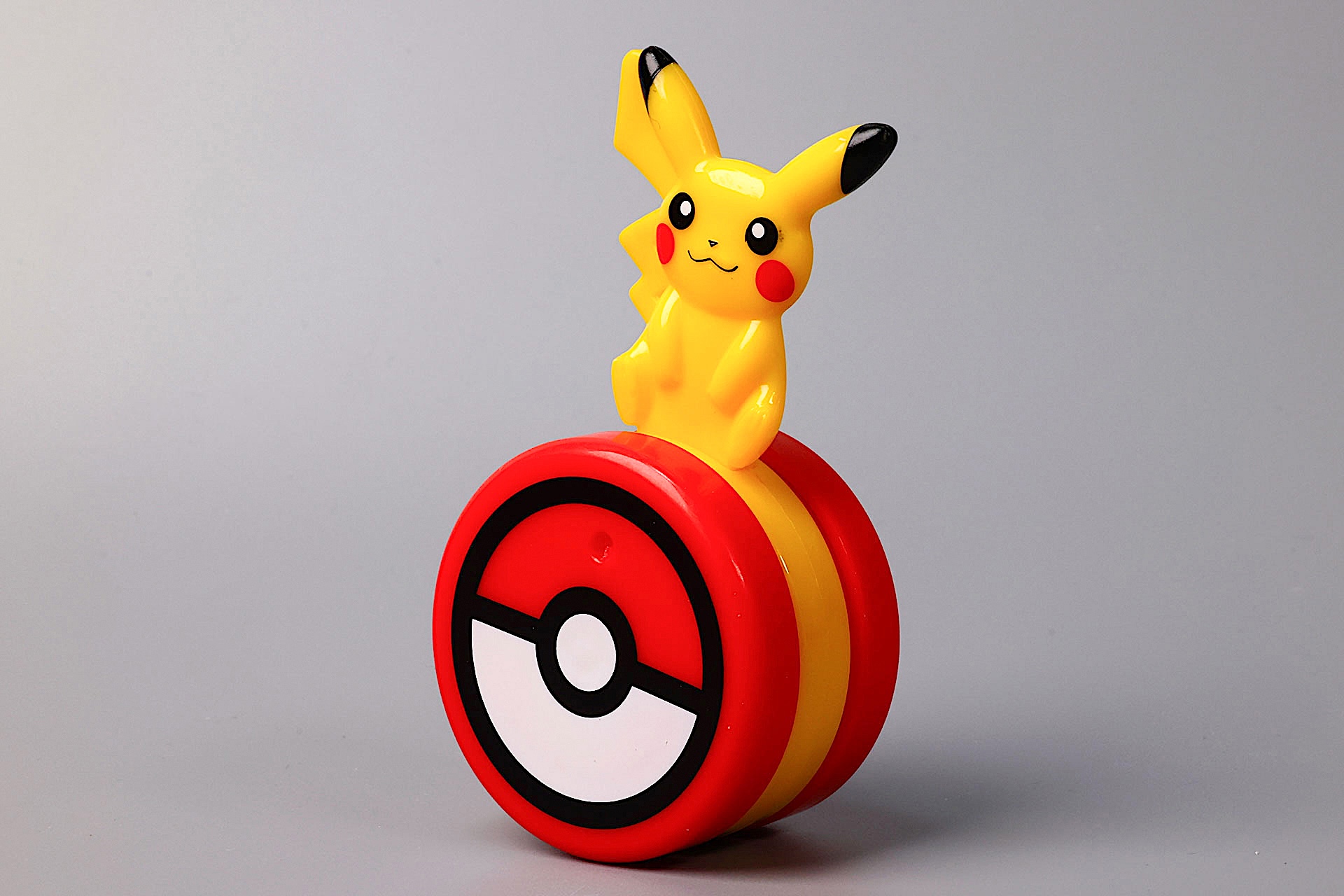 すぐに動いてしまうので、実は写真を撮るのは大変だった！？