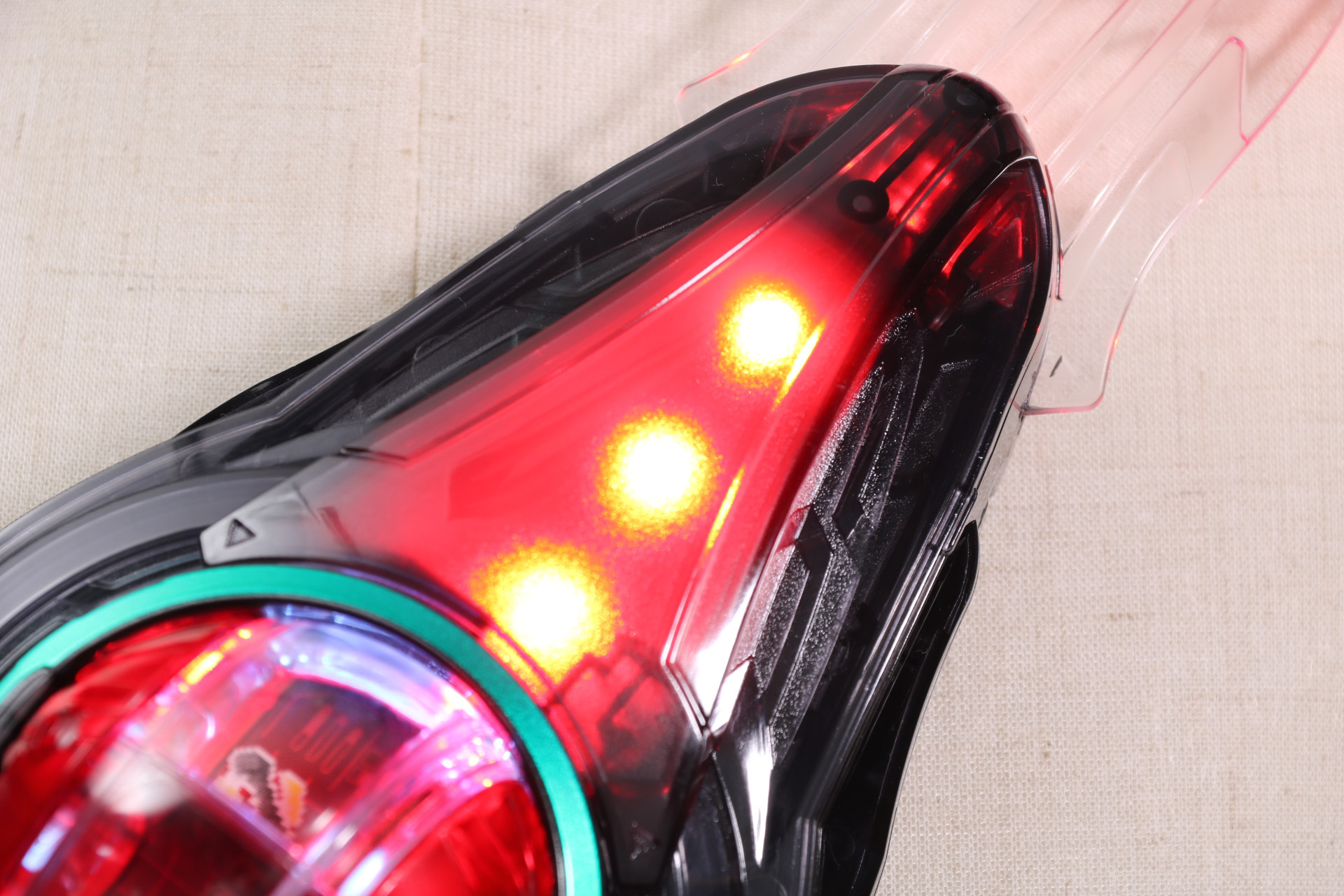 本体のLEDが発光