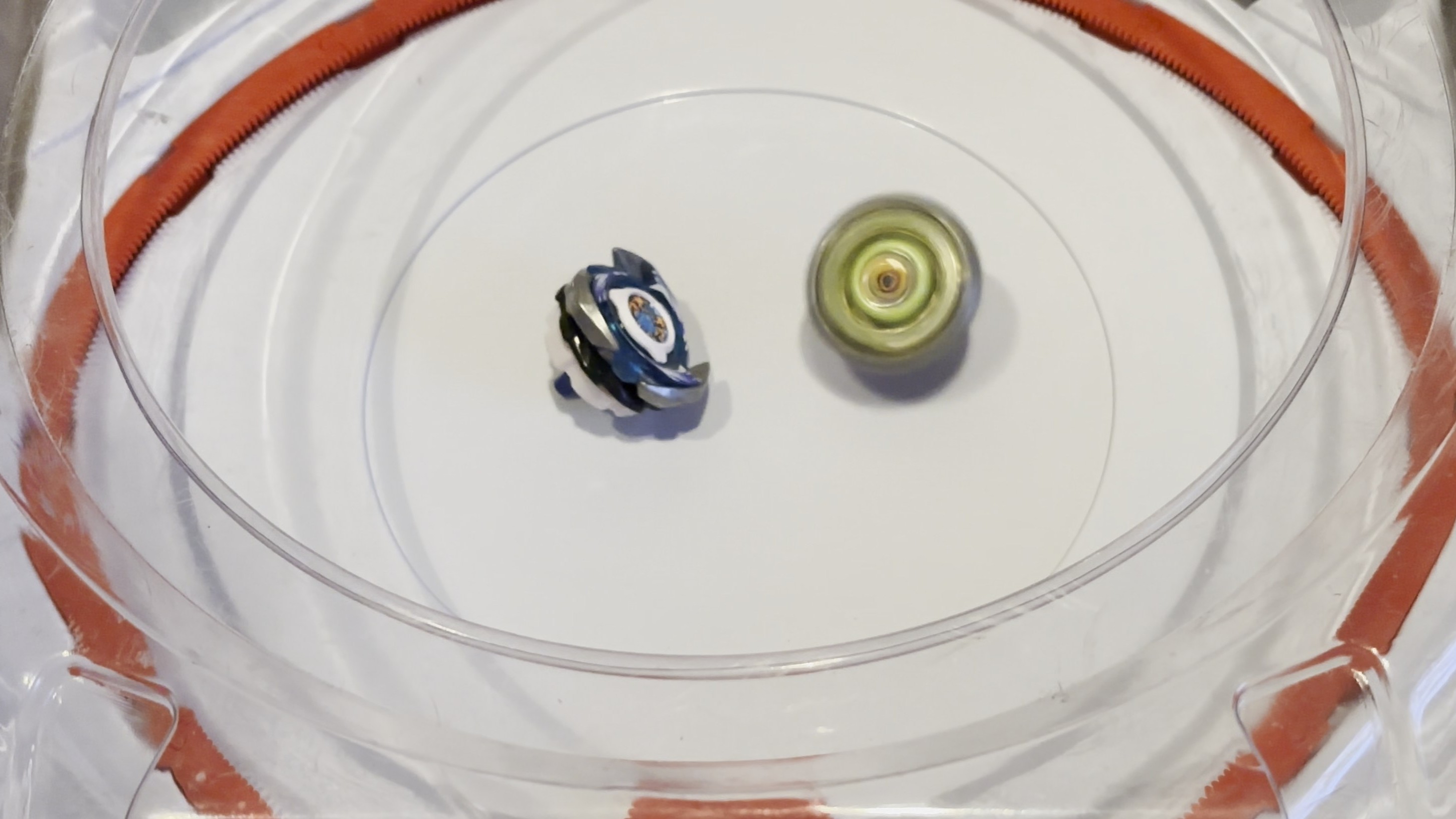 「ウィザードアークB9-60B」の持続性能はかなり高く「ドランブレイブS」の攻撃を食らっても盤面内に残りさえすればスピンフィニッシュまで耐えられるだけの安定性を発揮した