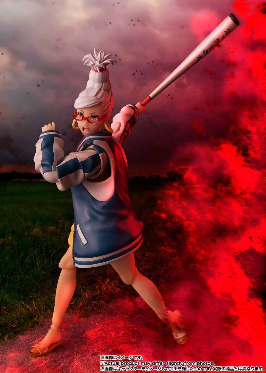 「ネッシーの力」と書かれたバットを手に、迫力ある戦闘シーンも再現可能