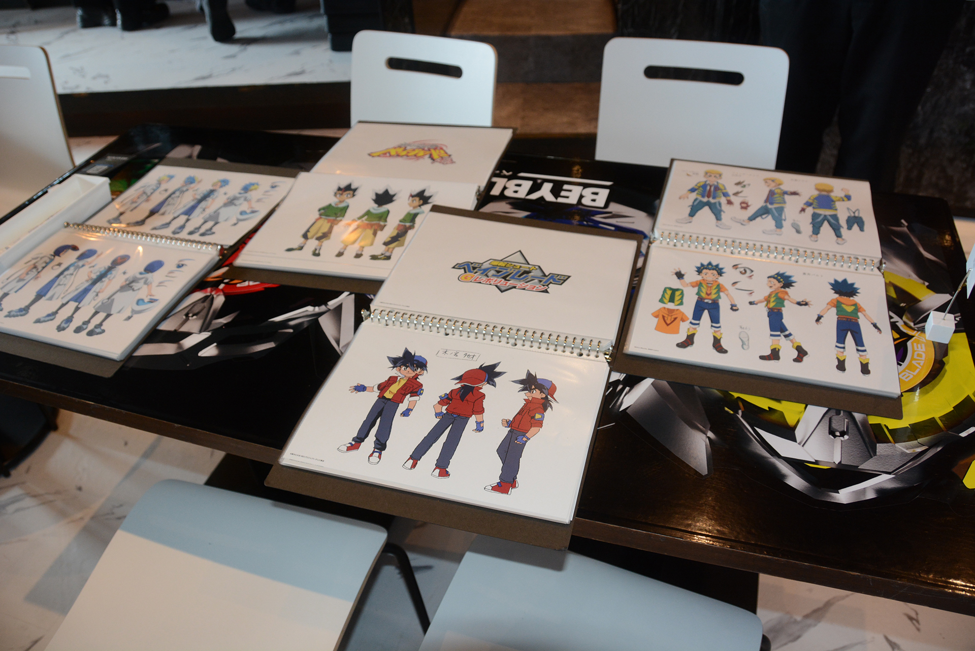 アニメの設定資料を閲覧できる