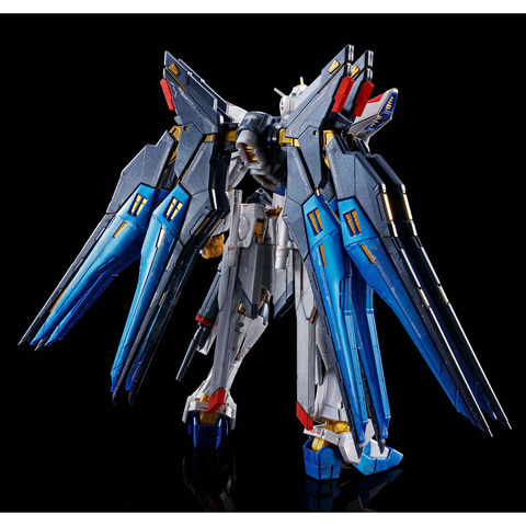RG チタニウムフィニッシュ ストライクフリーダム デスティニーガンダム　セット ガンダムSEED DESTINY』よりRGガンプラ「ストフリ