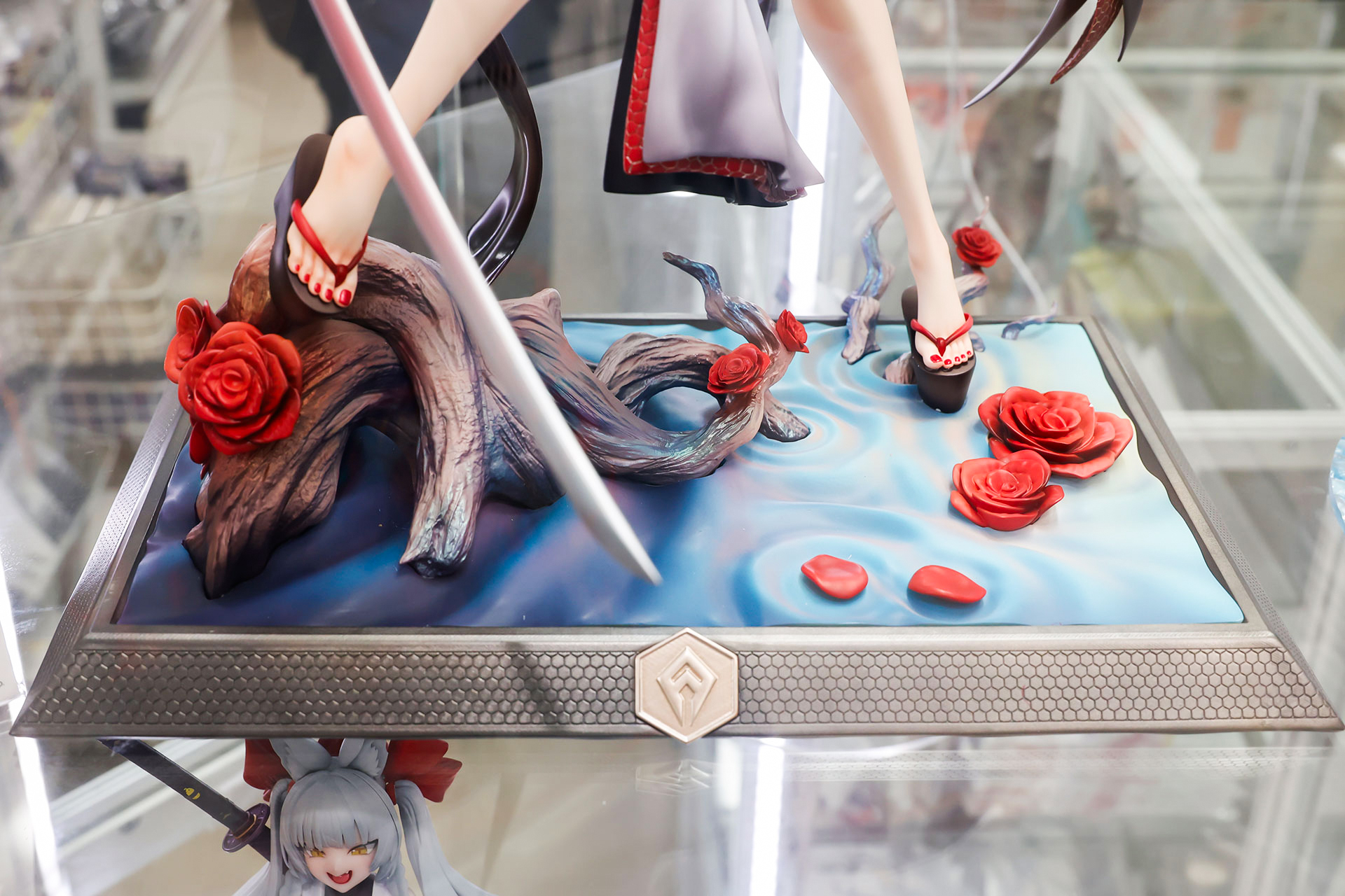 台座部分だけでもアートのようだ